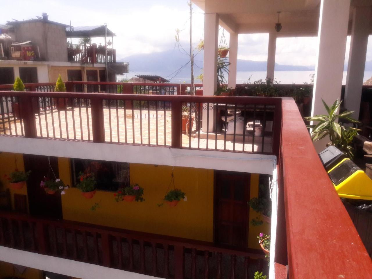 Hotel Sueño Real Panajachel Exterior foto